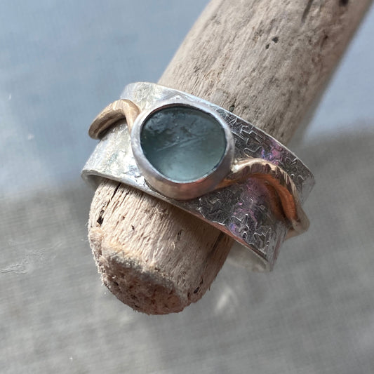 The Tilde Meditation Ring | Sea Glass Ring
